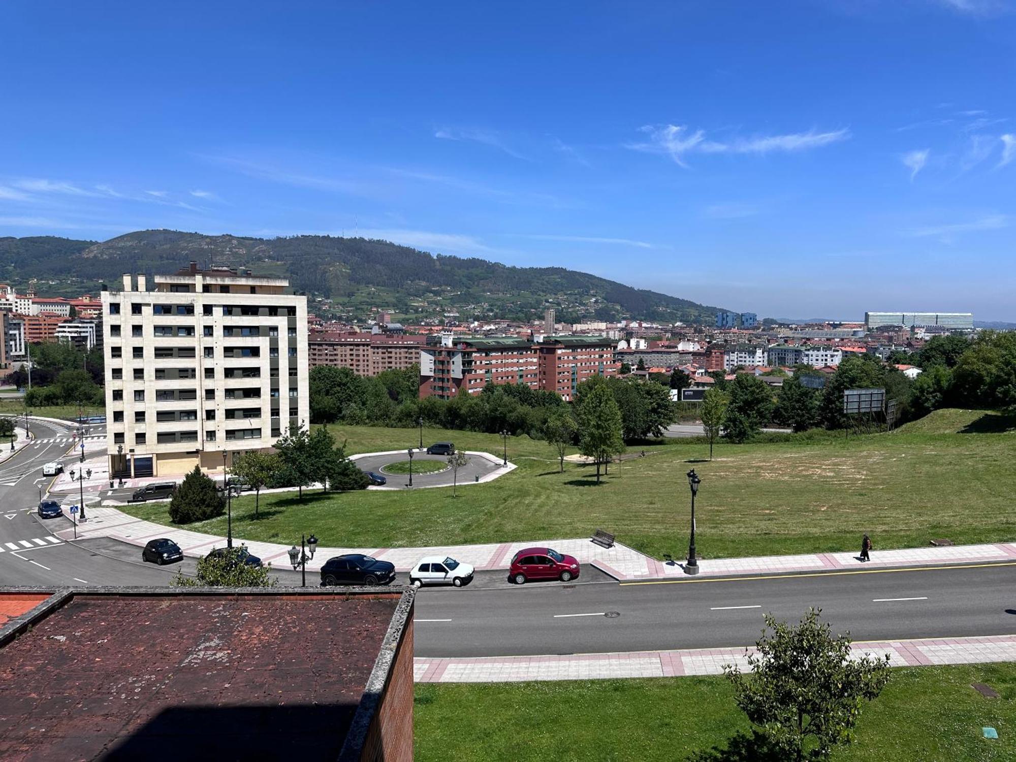 Acogedor Apartamento Con Vistas A La Catedral Y Parking Oviedo Exterior foto